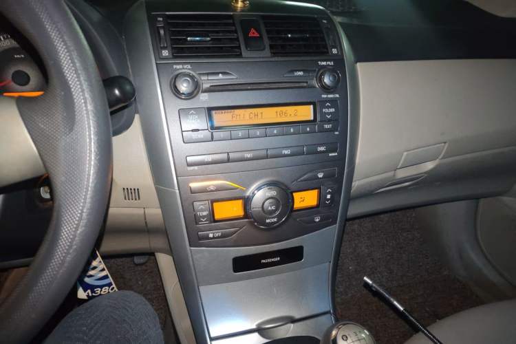 Used Toyota Corolla 2011 1.8L Manual GL-i Audio And AC Panel