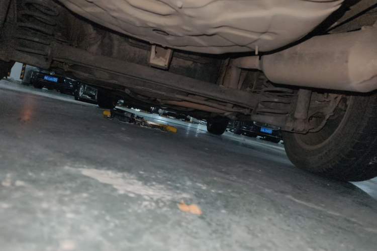 Used Toyota Corolla 2011 1.6L Automatic GL Sunroof Version Chassis Front