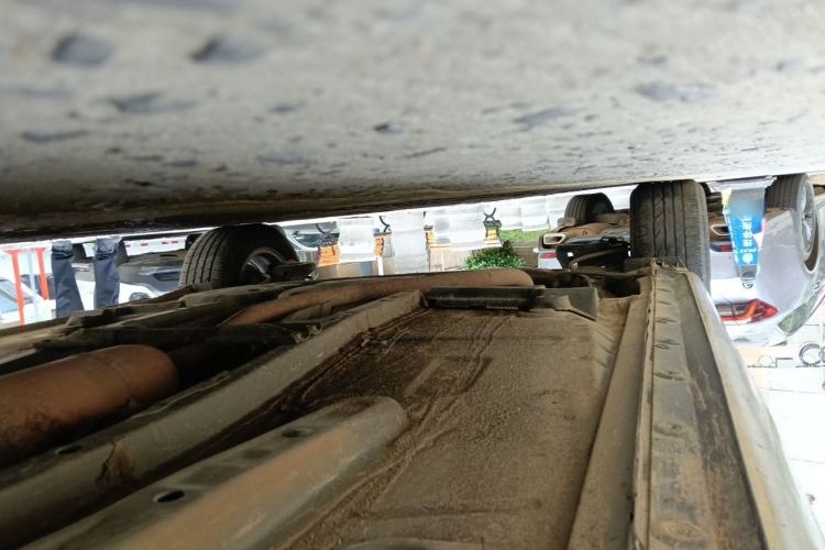 Used Toyota Corolla 2011 1.6L Manual GL Chassis Front Right