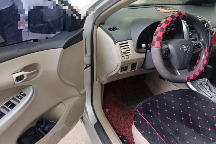 Used Toyota Corolla 2011 1.6L Automatic GL Sunroof Version Driver Seat