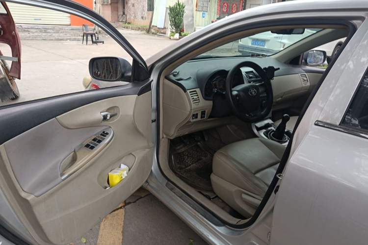 Used Toyota Corolla 2011 1.6L Manual GL Driver Seat