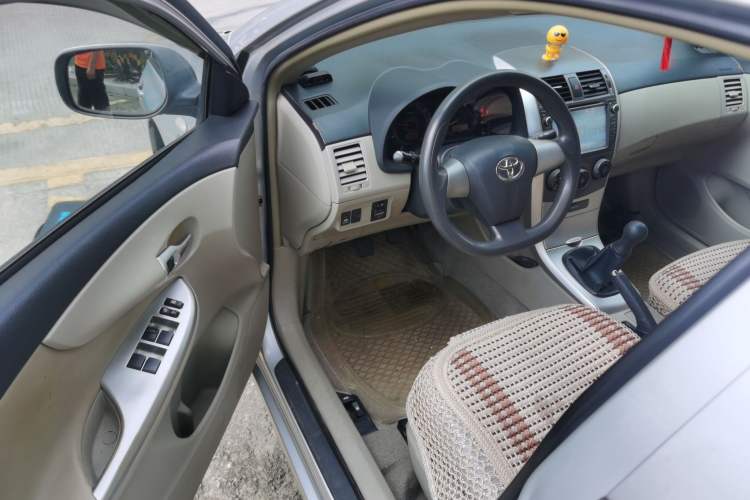 Used Toyota Corolla 2011 1.6L Manual GL Driver Seat