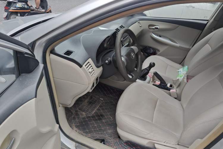 Used Toyota Corolla 2011 1.6L Manual GL Driver Seat