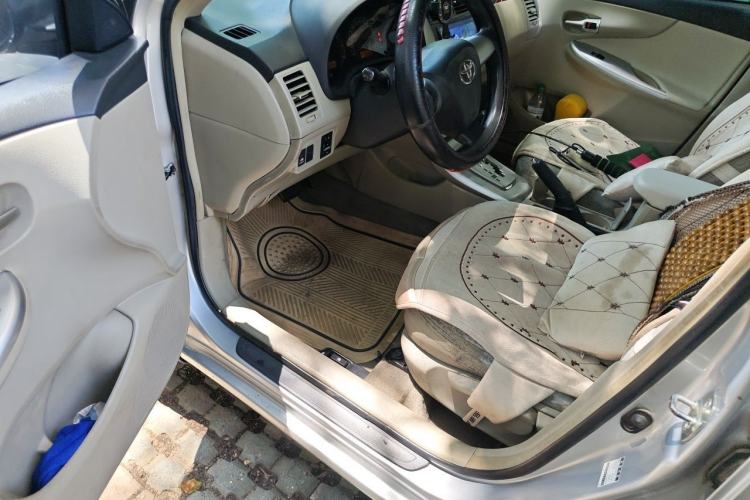 Used Toyota Corolla 2011 1.8L CVT GL-i Driver Seat
