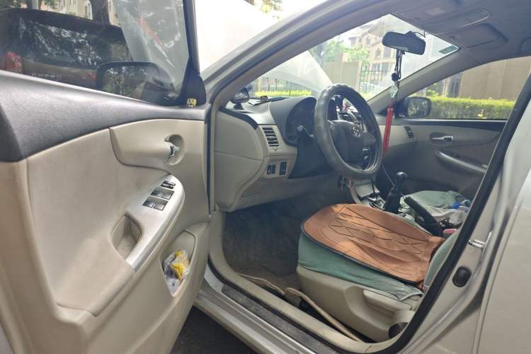 Used Toyota Corolla 2011 Commemorative Edition 1.6L Manual GL Driver Seat