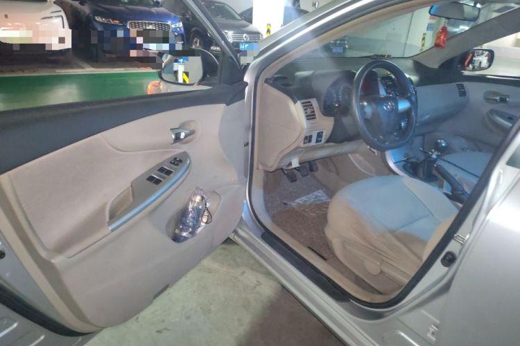 Used Toyota Corolla 2011 1.8L Manual GL-i Driver Seat