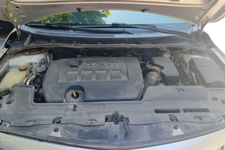 Used Toyota Corolla 2011 1.6L Automatic GL Engine Bay