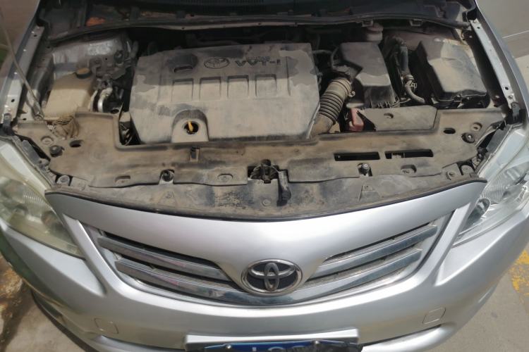 Used Toyota Corolla 2011 1.8L CVT GL-i Engine Bay