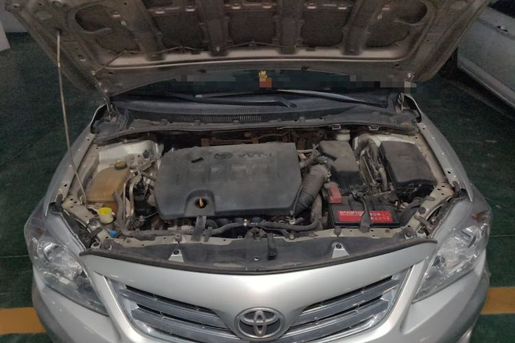 Used Toyota Corolla 2011 1.6L Automatic GL Sunroof Version Engine Bay