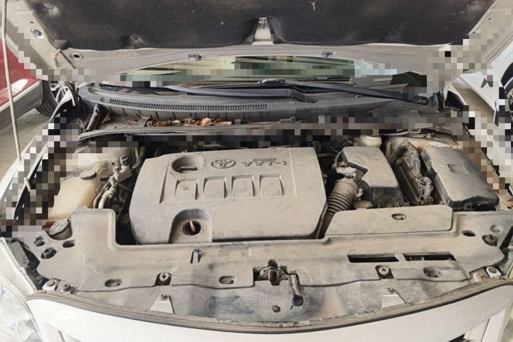 Used Toyota Corolla 2011 1.8L CVT GL-i Engine Bay