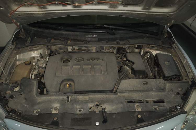 Used Toyota Corolla 2011 1.6L Automatic GL Engine Bay