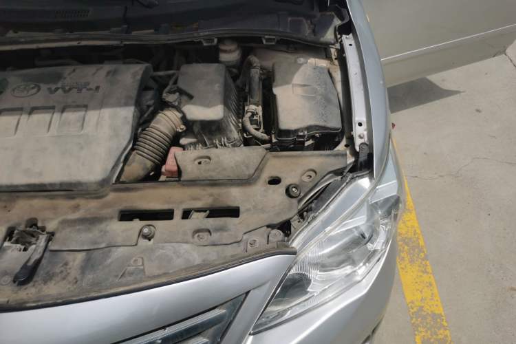 Used Toyota Corolla 2011 1.8L CVT GL-i Engine Bay Left