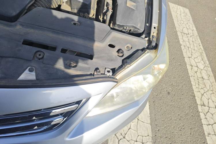Used Toyota Corolla 2011 1.6L Manual GL Engine Bay Left