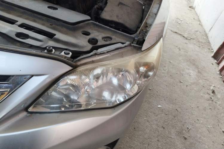 Used Toyota Corolla 2011 1.6L Manual GL Engine Bay Left