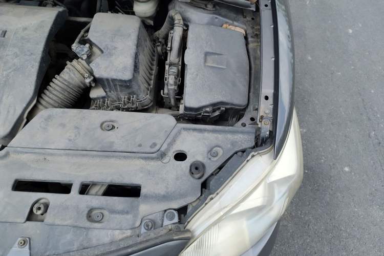 Used Toyota Corolla 2011 1.6L Automatic GL Engine Bay Left
