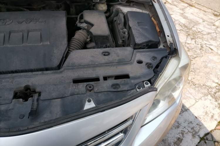 Used Toyota Corolla 2011 1.6L Manual GL Engine Bay Left