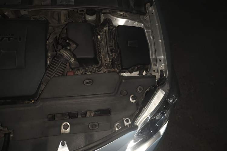 Used Toyota Corolla 2011 1.6L Automatic GL Engine Bay Left