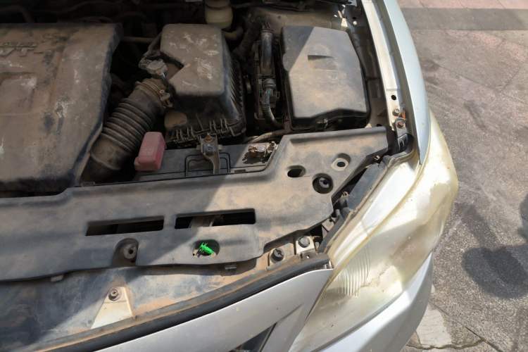 Used Toyota Corolla 2011 1.6L Manual GL Engine Bay Left