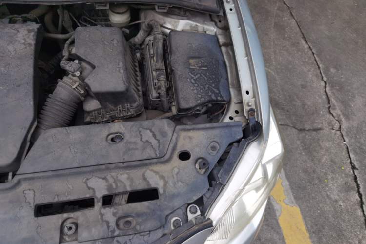 Used Toyota Corolla 2011 1.6L Automatic GL Sunroof Version Engine Bay Left