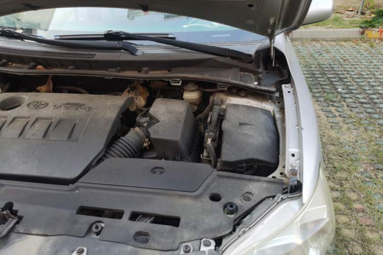 Used Toyota Corolla 2011 1.6L Automatic GL Engine Bay Left