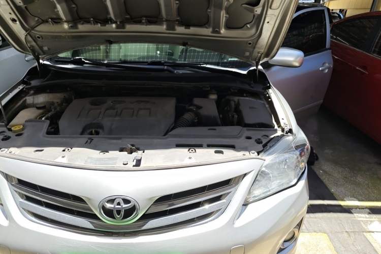 Used Toyota Corolla 2011 1.6L Automatic GL Engine Bay Left
