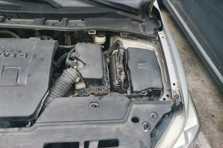 Used Toyota Corolla 2011 1.6L Automatic GL Engine Bay Left