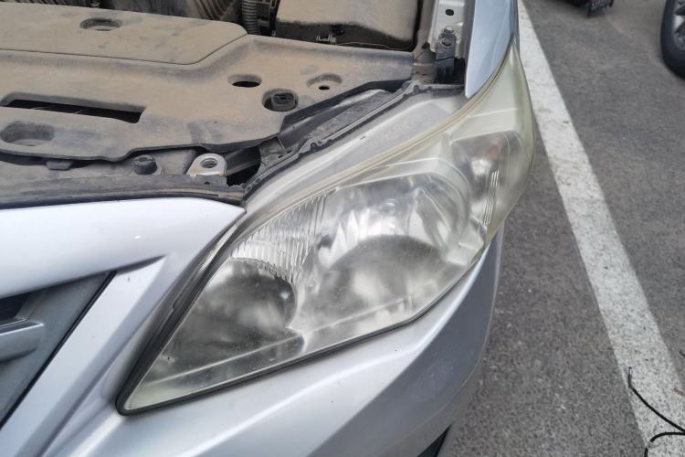 Used Toyota Corolla 2011 1.6L Manual GL Sunroof Edition Engine Bay Left