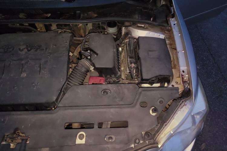Used Toyota Corolla 2011 1.6L Automatic GL Engine Bay Left