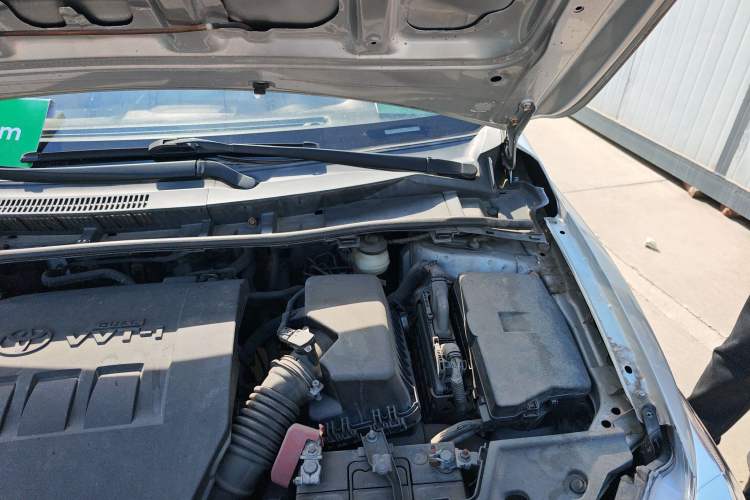 Used Toyota Corolla 2011 1.6L Automatic GL Engine Bay Left