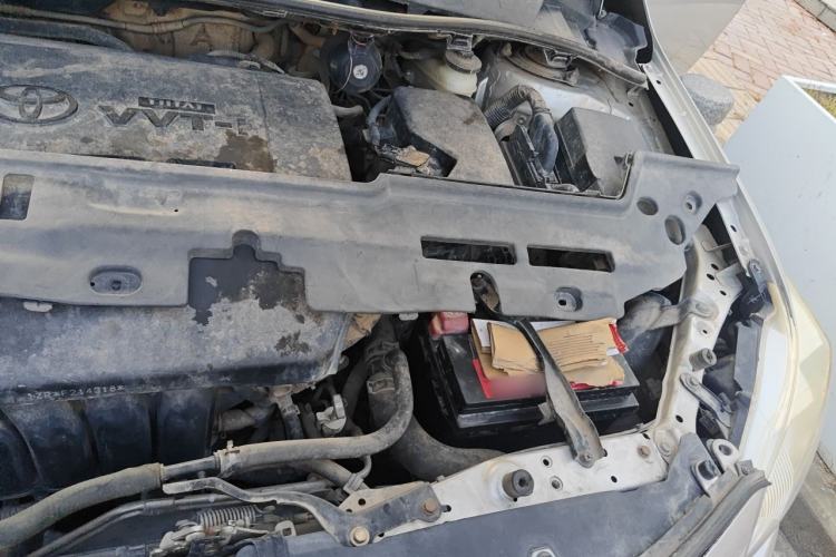 Used Toyota Corolla 2011 1.6L Automatic GL Engine Bay Left