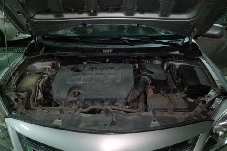 Used Toyota Corolla 2011 1.6L Automatic GL Engine Bay