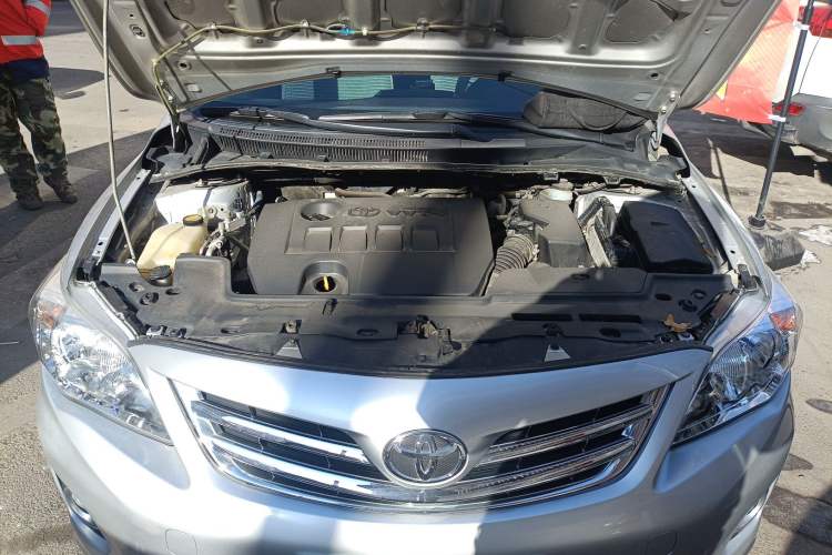 Used Toyota Corolla 2011 1.6L Automatic GL Engine Bay