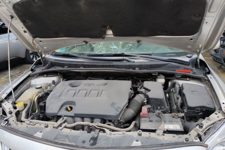 Used Toyota Corolla 2011 1.8L CVT GL-i Commemorative Edition Engine Bay