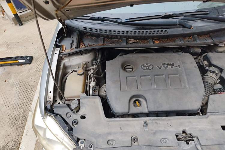 Used Toyota Corolla 2011 1.6L Automatic GL Engine Bay Right