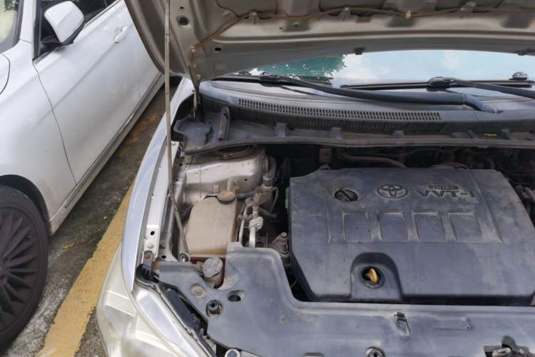 Used Toyota Corolla 2011 1.6L Manual GL Engine Bay Right