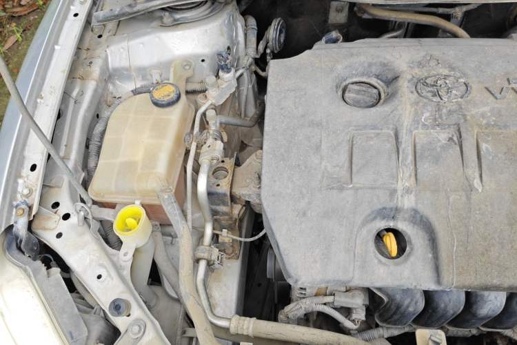 Used Toyota Corolla 2011 1.6L Manual GL Engine Bay Right