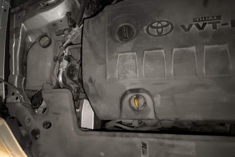 Used Toyota Corolla 2011 1.6L Automatic GL Engine Bay Right