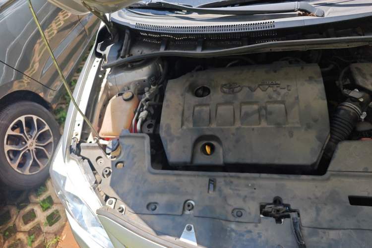 Used Toyota Corolla 2011 1.6L Manual GL Engine Bay Right