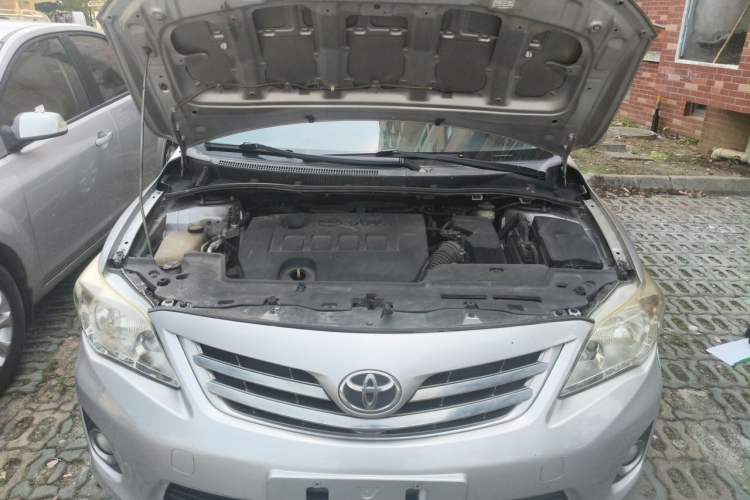 Used Toyota Corolla 2011 1.6L Automatic GL Engine Bay