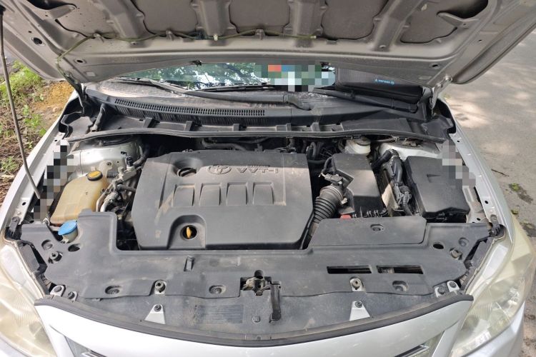 Used Toyota Corolla 2011 Commemorative Edition 1.6L Manual GL Engine Bay