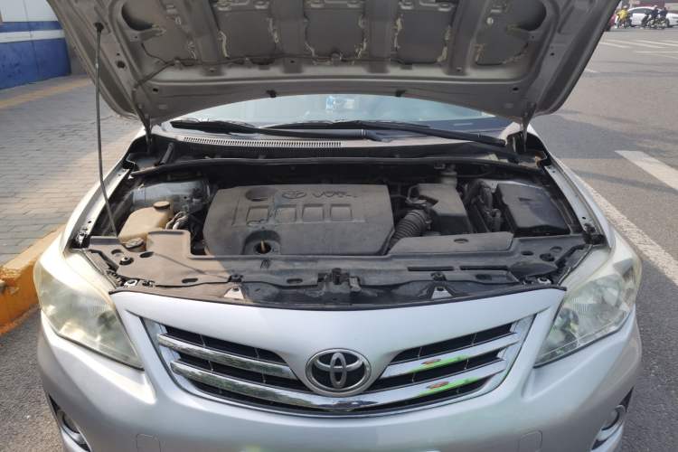 Used Toyota Corolla 2011 Commemorative Edition 1.6L Manual GL Engine Bay