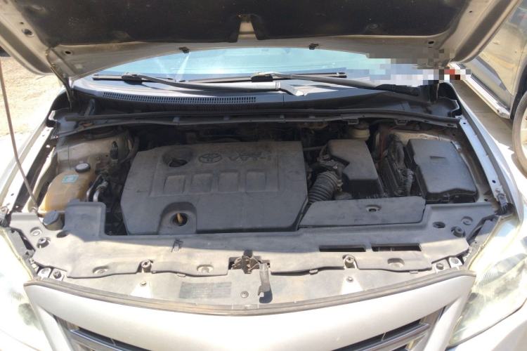 Used Toyota Corolla 2011 1.8L CVT GL-i Engine Bay