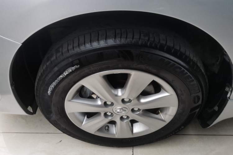 Used Toyota Corolla 2011 1.6L Automatic GL Exterior 4