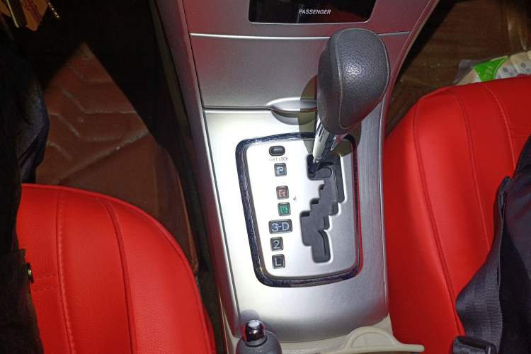 Used Toyota Corolla 2011 1.6L Automatic GL Gear Lever