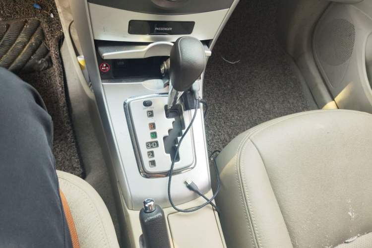 Used Toyota Corolla 2011 1.6L Automatic GL Gear Lever