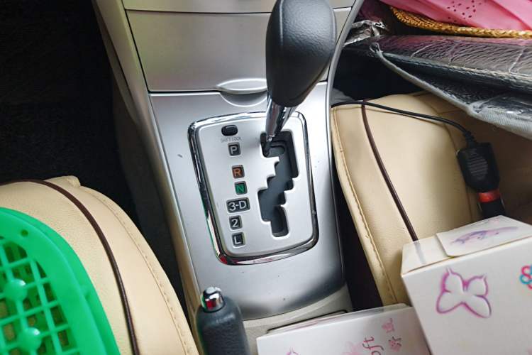 Used Toyota Corolla 2011 1.6L Automatic GL Gear Lever