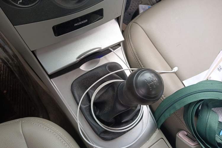 Used Toyota Corolla 2011 1.6L Manual GL Gear Lever