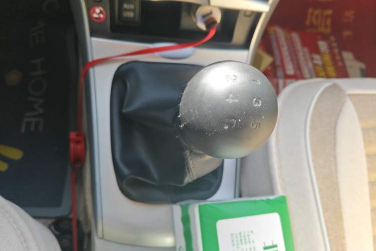 Used Toyota Corolla 2011 1.6L Manual GL Gear Lever