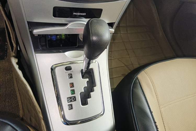 Used Toyota Corolla 2011 1.8L CVT GL-i Gear Lever