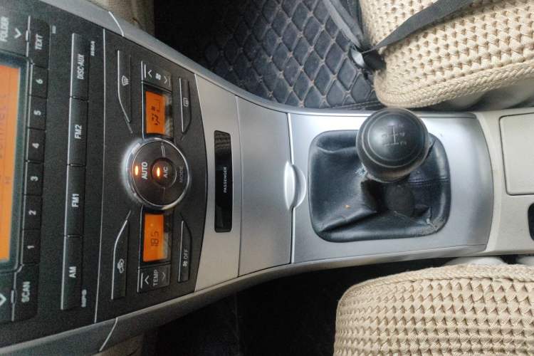 Used Toyota Corolla 2011 Commemorative Edition 1.6L Manual GL Gear Lever
